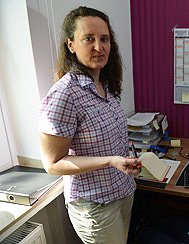 Andrea Lennardt und Sabine Lichtenberg im Büro